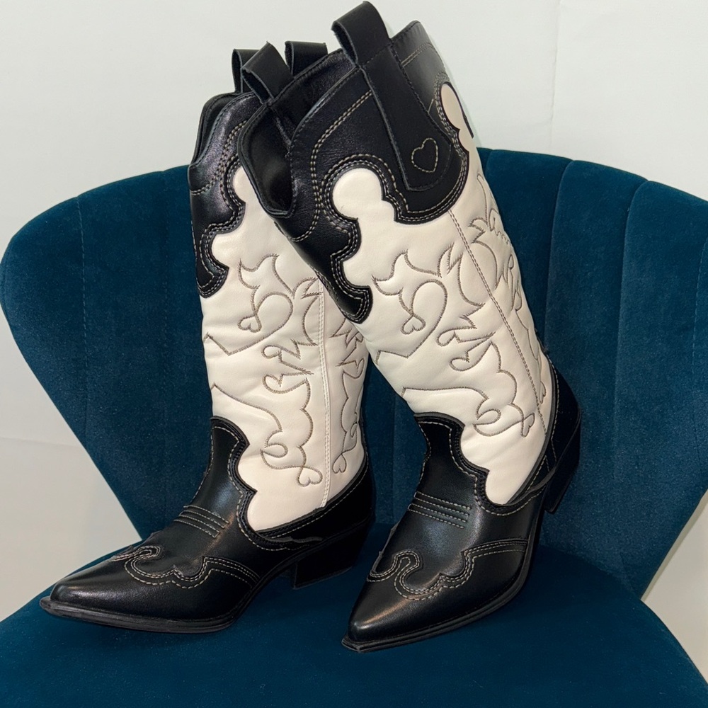 Black and White Cream Western Boots